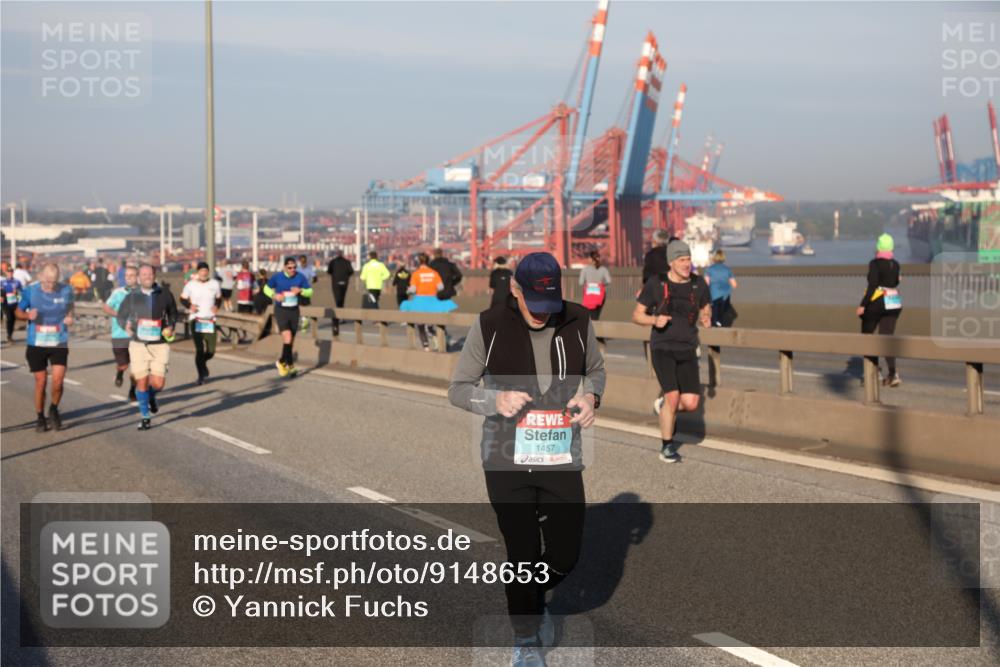 03.10.2025 - Köhlbrandbrückenlauf Yannick Fuchs http://msf.ph/oto/9148653 03.10.2025 08:40:08 Position 2 1457 meine-sportfotos.de