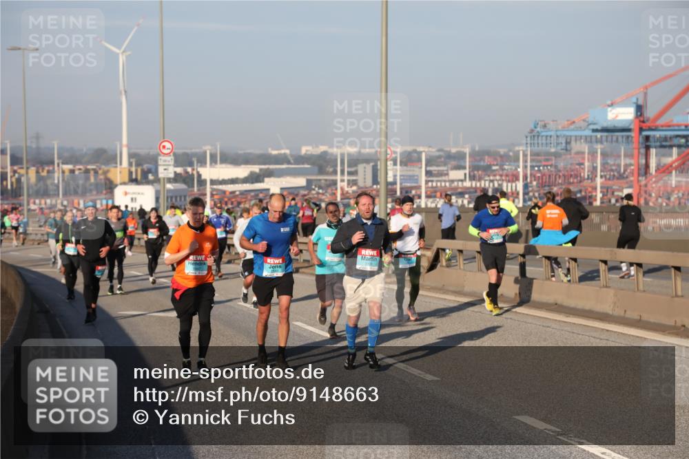 03.10.2025 - Köhlbrandbrückenlauf Yannick Fuchs http://msf.ph/oto/9148663 03.10.2025 08:40:09 Position 2  meine-sportfotos.de