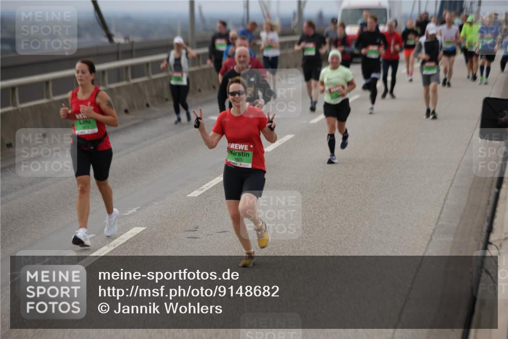 03.10.2025 - Köhlbrandbrückenlauf Jannik Wohlers http://msf.ph/oto/9148682 03.10.2025 15:52:52 Position 1 9425 meine-sportfotos.de