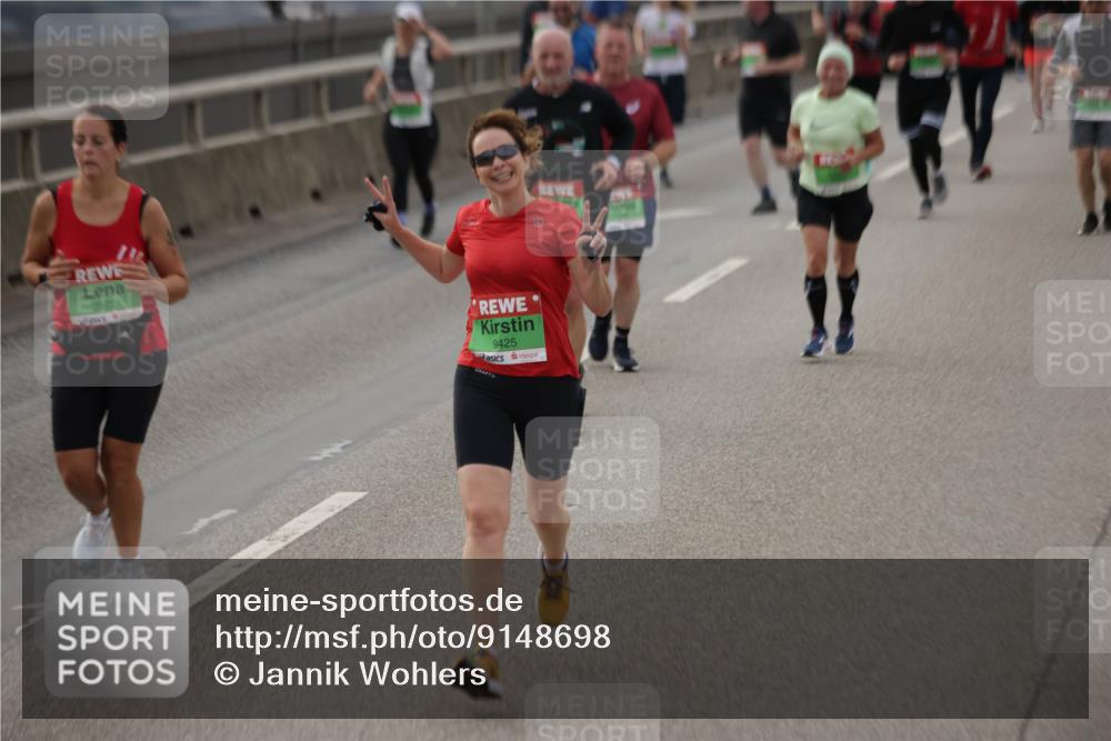 03.10.2025 - Köhlbrandbrückenlauf Jannik Wohlers http://msf.ph/oto/9148698 03.10.2025 15:52:52 Position 1 7872, 9425 meine-sportfotos.de