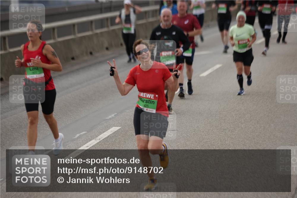 03.10.2025 - Köhlbrandbrückenlauf Jannik Wohlers http://msf.ph/oto/9148702 03.10.2025 15:52:52 Position 1 872, 9425 meine-sportfotos.de
