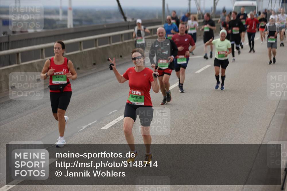 03.10.2025 - Köhlbrandbrückenlauf Jannik Wohlers http://msf.ph/oto/9148714 03.10.2025 15:52:53 Position 1 7872, 9425 meine-sportfotos.de