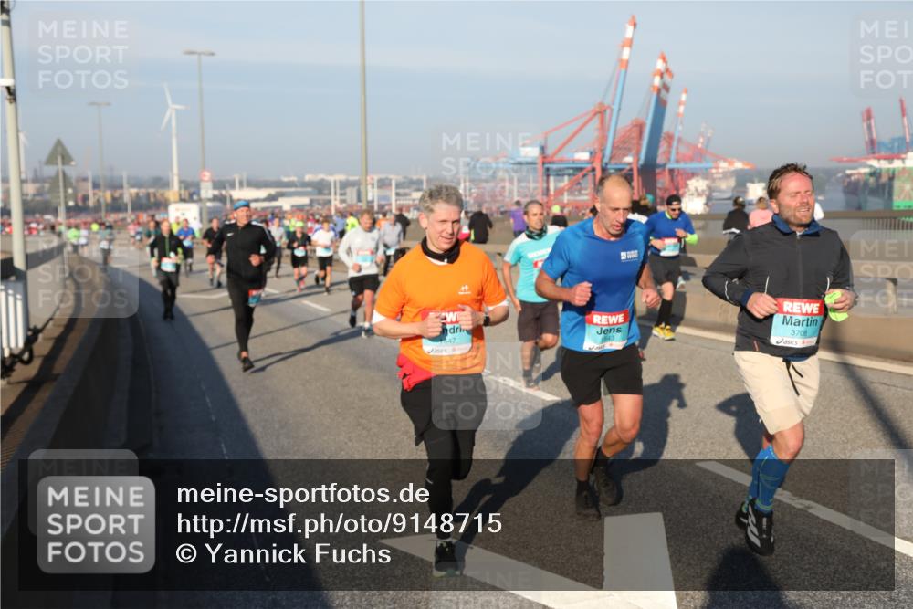 03.10.2025 - Köhlbrandbrückenlauf Yannick Fuchs http://msf.ph/oto/9148715 03.10.2025 08:40:13 Position 2 1447, 3708 meine-sportfotos.de