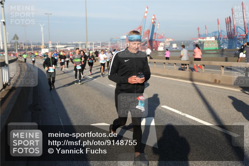 03.10.2025 - Köhlbrandbrückenlauf Yannick Fuchs http://msf.ph/oto/9148755 03.10.2025 08:40:16 Position 2  meine-sportfotos.de