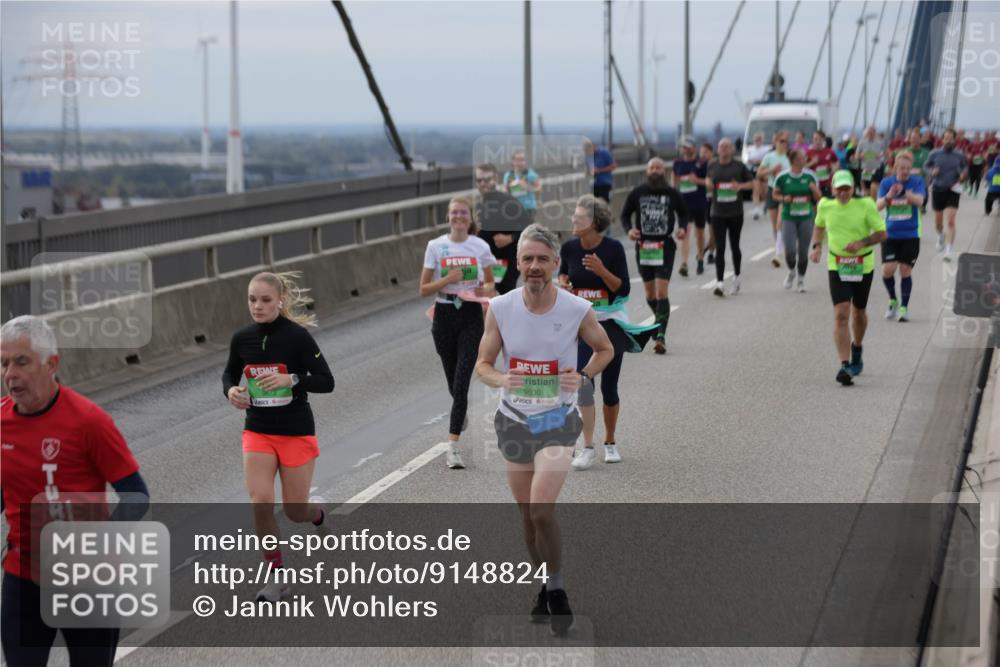 03.10.2025 - Köhlbrandbrückenlauf Jannik Wohlers http://msf.ph/oto/9148824 03.10.2025 15:53:04 Position 1  meine-sportfotos.de
