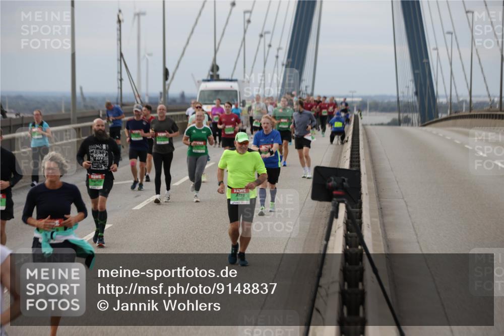 03.10.2025 - Köhlbrandbrückenlauf Jannik Wohlers http://msf.ph/oto/9148837 03.10.2025 15:53:05 Position 1  meine-sportfotos.de