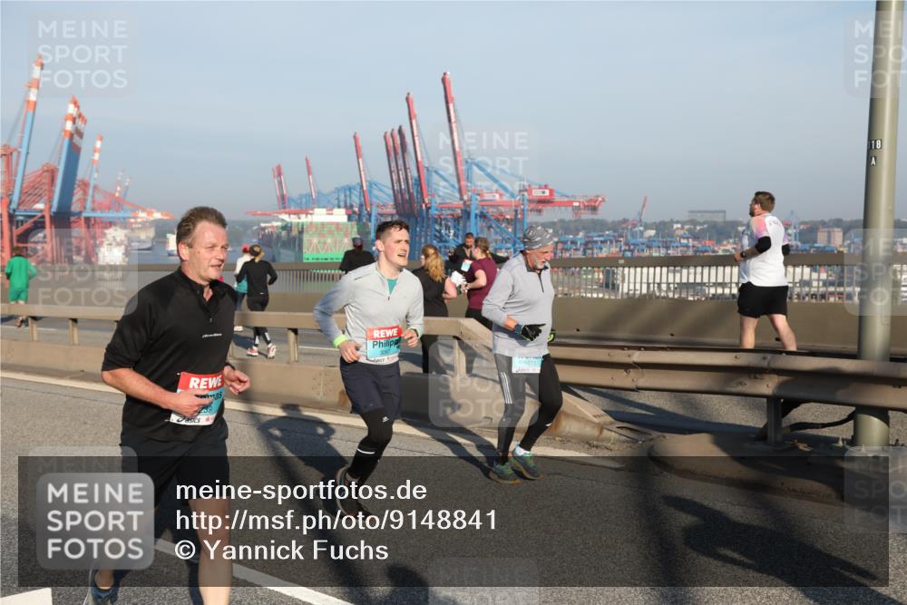 03.10.2025 - Köhlbrandbrückenlauf Yannick Fuchs http://msf.ph/oto/9148841 03.10.2025 08:40:23 Position 2 1073, 118 meine-sportfotos.de