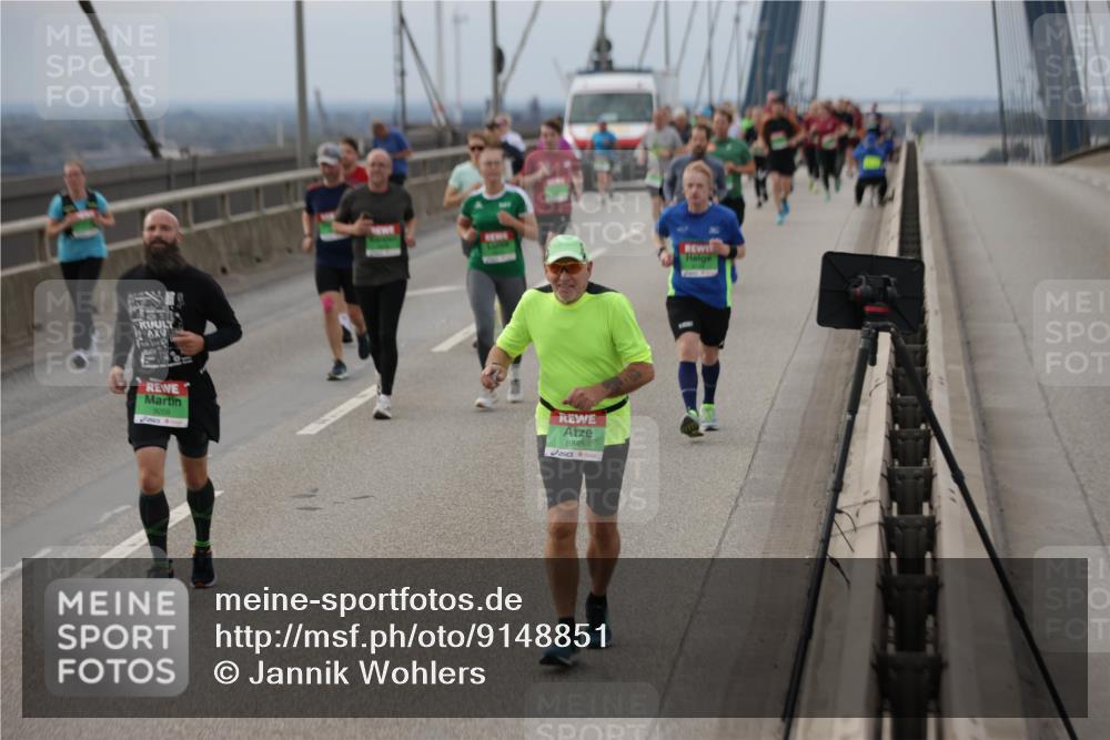 03.10.2025 - Köhlbrandbrückenlauf Jannik Wohlers http://msf.ph/oto/9148851 03.10.2025 15:53:08 Position 1 9056, 8845 meine-sportfotos.de