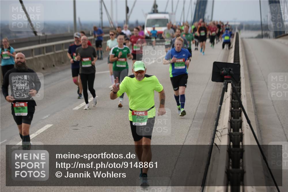 03.10.2025 - Köhlbrandbrückenlauf Jannik Wohlers http://msf.ph/oto/9148861 03.10.2025 15:53:08 Position 1 8845 meine-sportfotos.de