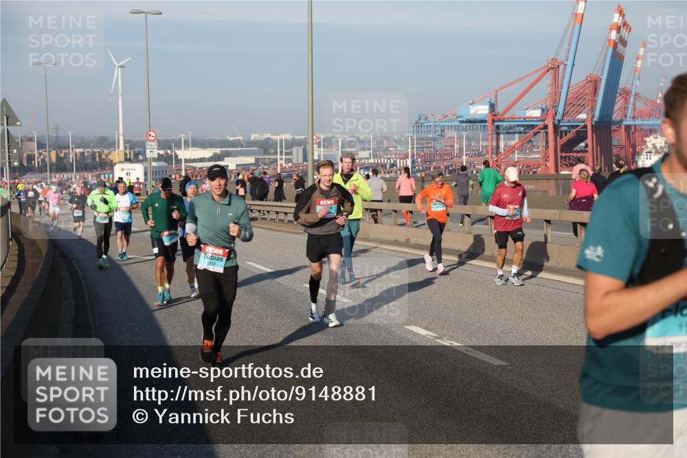 03.10.2025 - Köhlbrandbrückenlauf Yannick Fuchs http://msf.ph/oto/9148881 03.10.2025 08:40:25 Position 2 1359, 15 meine-sportfotos.de