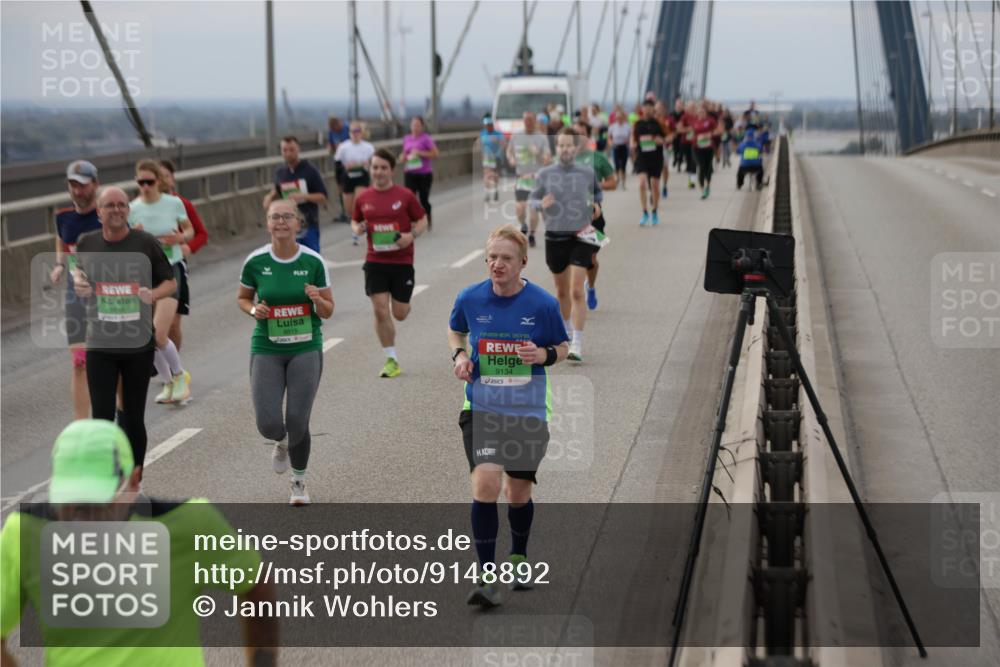 03.10.2025 - Köhlbrandbrückenlauf Jannik Wohlers http://msf.ph/oto/9148892 03.10.2025 15:53:10 Position 1 2016, 9134 meine-sportfotos.de