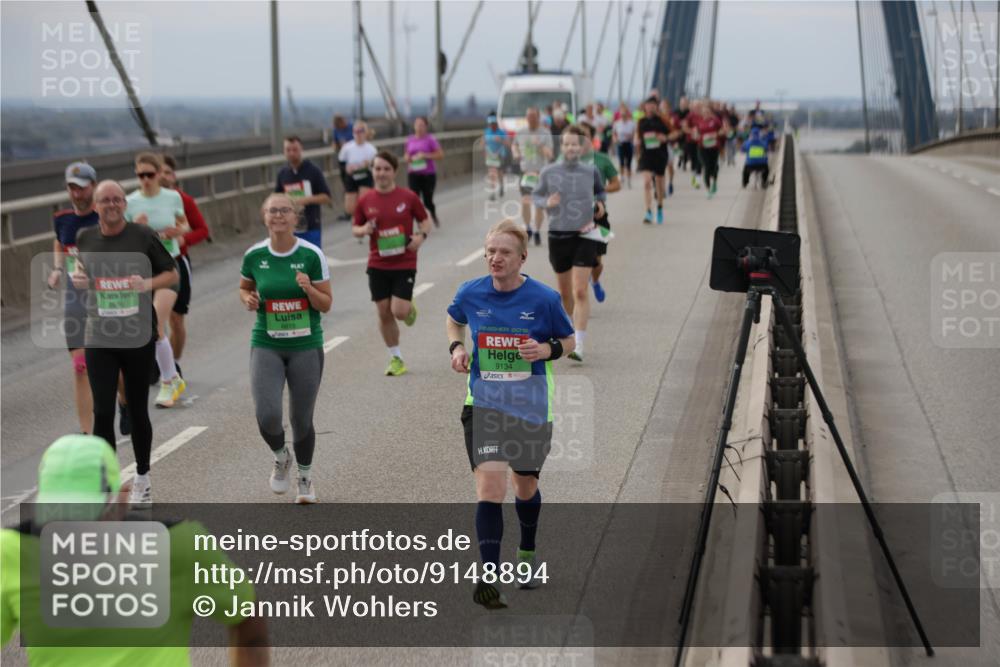 03.10.2025 - Köhlbrandbrückenlauf Jannik Wohlers http://msf.ph/oto/9148894 03.10.2025 15:53:10 Position 1 2016, 9134 meine-sportfotos.de