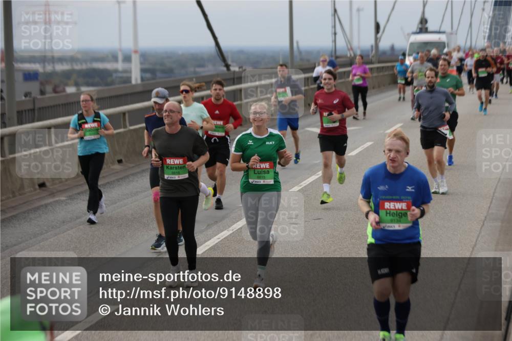 03.10.2025 - Köhlbrandbrückenlauf Jannik Wohlers http://msf.ph/oto/9148898 03.10.2025 15:53:11 Position 1 8816, 8815, 7, 2016, 9134 meine-sportfotos.de