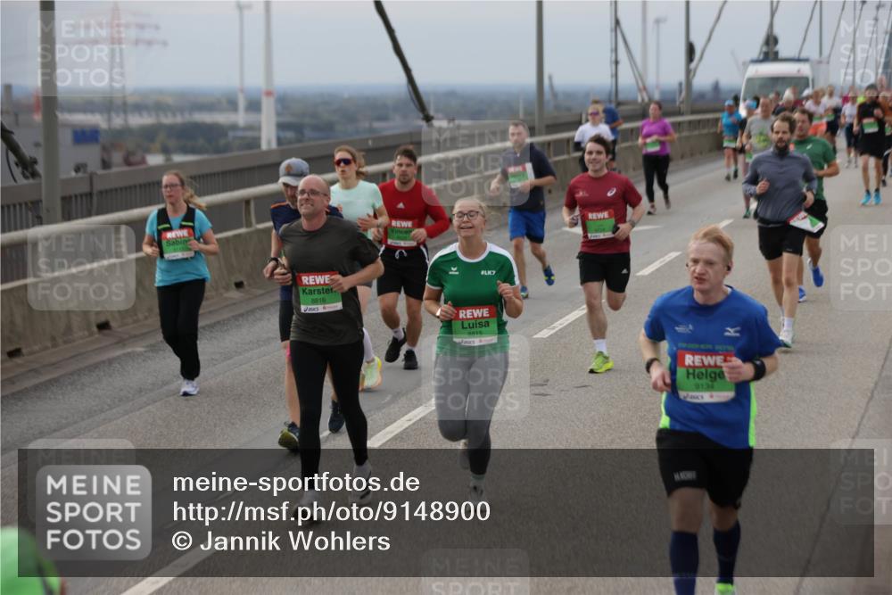 03.10.2025 - Köhlbrandbrückenlauf Jannik Wohlers http://msf.ph/oto/9148900 03.10.2025 15:53:11 Position 1 8816, 8815, 7, 9724, 9134 meine-sportfotos.de