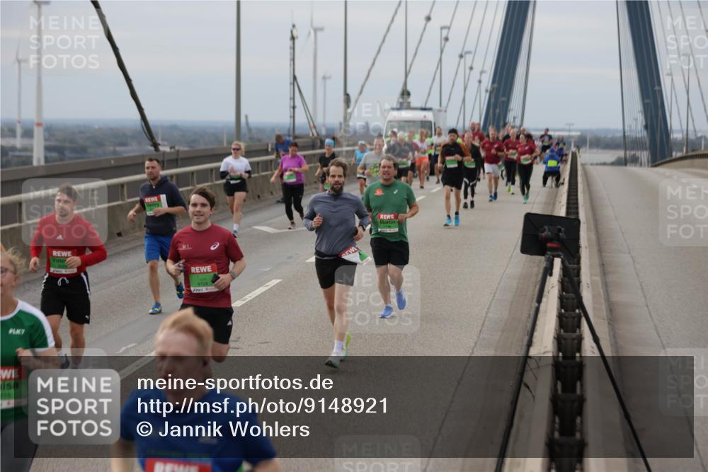 03.10.2025 - Köhlbrandbrückenlauf Jannik Wohlers http://msf.ph/oto/9148921 03.10.2025 15:53:12 Position 1 515, 9724 meine-sportfotos.de