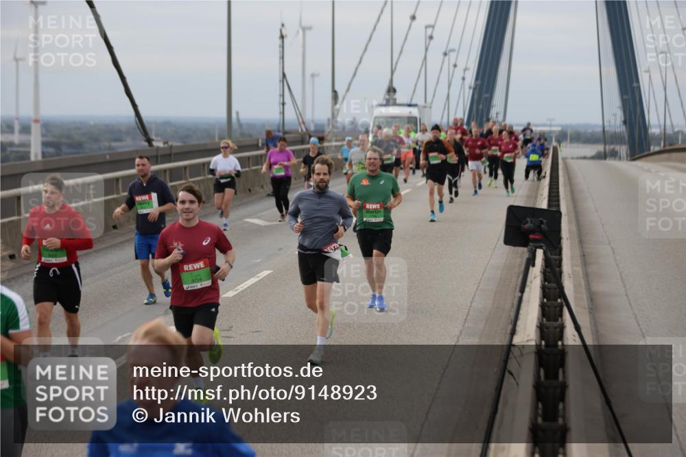 03.10.2025 - Köhlbrandbrückenlauf Jannik Wohlers http://msf.ph/oto/9148923 03.10.2025 15:53:13 Position 1 9724 meine-sportfotos.de