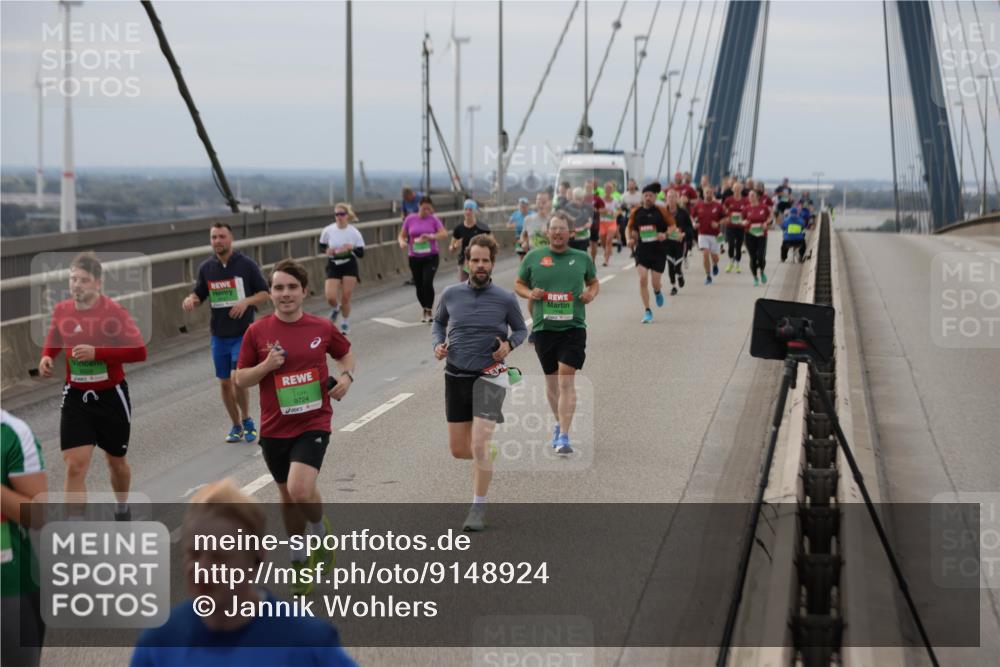 03.10.2025 - Köhlbrandbrückenlauf Jannik Wohlers http://msf.ph/oto/9148924 03.10.2025 15:53:13 Position 1 9724 meine-sportfotos.de