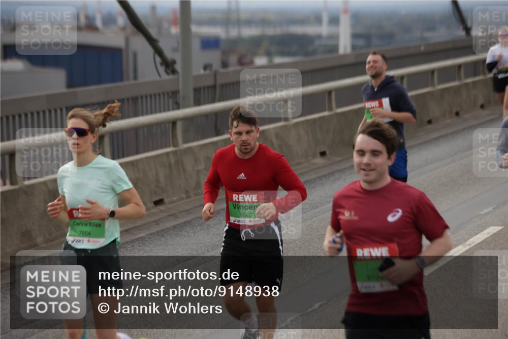 03.10.2025 - Köhlbrandbrückenlauf Jannik Wohlers http://msf.ph/oto/9148938 03.10.2025 15:53:14 Position 1 7804, 8029 meine-sportfotos.de