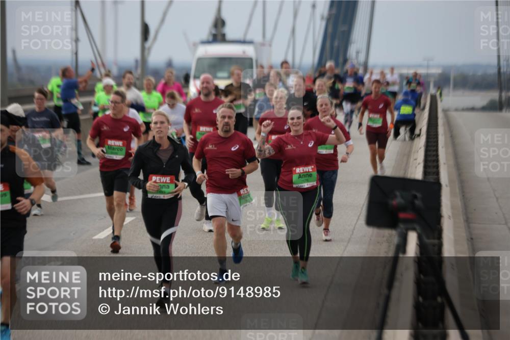 03.10.2025 - Köhlbrandbrückenlauf Jannik Wohlers http://msf.ph/oto/9148985 03.10.2025 15:53:21 Position 1 7493, 7676, 7718 meine-sportfotos.de