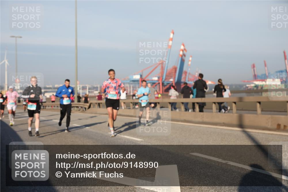03.10.2025 - Köhlbrandbrückenlauf Yannick Fuchs http://msf.ph/oto/9148990 03.10.2025 08:40:35 Position 2  meine-sportfotos.de