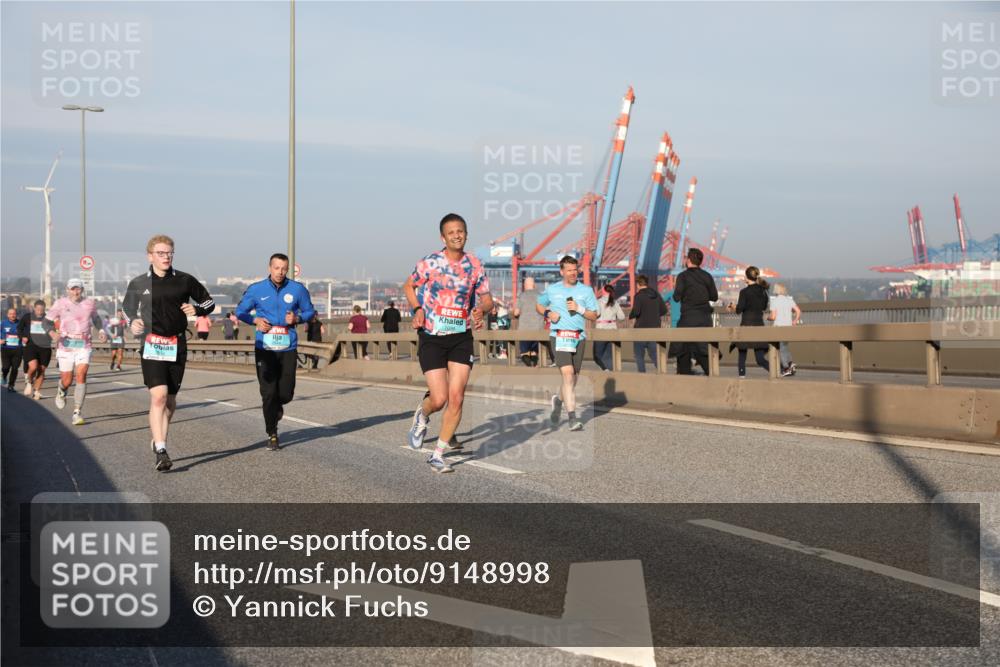 03.10.2025 - Köhlbrandbrückenlauf Yannick Fuchs http://msf.ph/oto/9148998 03.10.2025 08:40:35 Position 2  meine-sportfotos.de