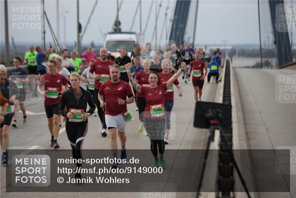 03.10.2025 - Köhlbrandbrückenlauf Jannik Wohlers http://msf.ph/oto/9149000 03.10.2025 15:53:21 Position 1 7493, 7676 meine-sportfotos.de