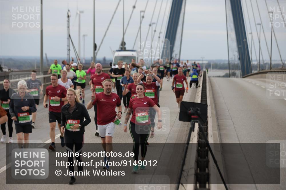 03.10.2025 - Köhlbrandbrückenlauf Jannik Wohlers http://msf.ph/oto/9149012 03.10.2025 15:53:22 Position 1 7718, 7676 meine-sportfotos.de