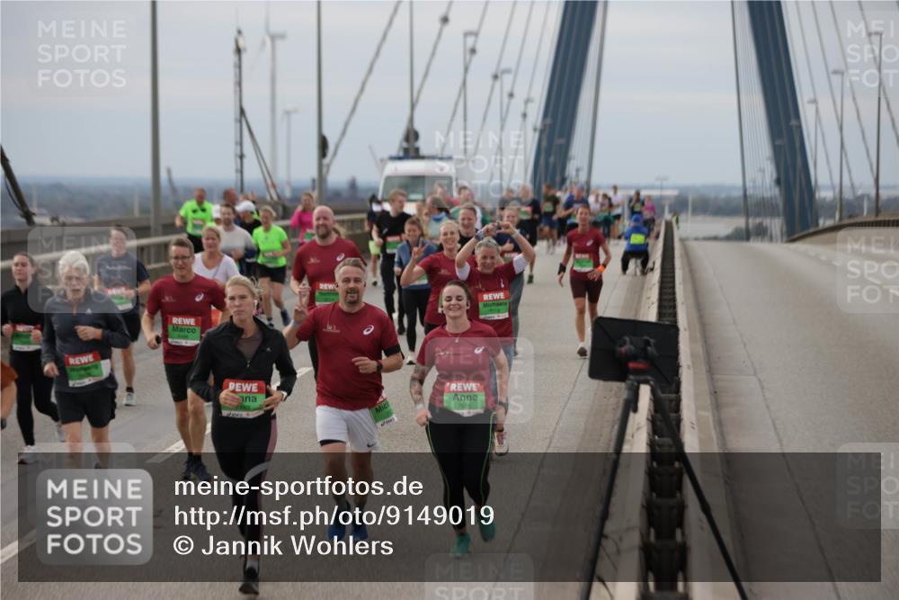 03.10.2025 - Köhlbrandbrückenlauf Jannik Wohlers http://msf.ph/oto/9149019 03.10.2025 15:53:22 Position 1 1493, 7718, 7676 meine-sportfotos.de