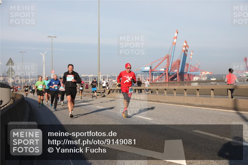 03.10.2025 - Köhlbrandbrückenlauf Yannick Fuchs http://msf.ph/oto/9149081 03.10.2025 08:40:41 Position 2  meine-sportfotos.de