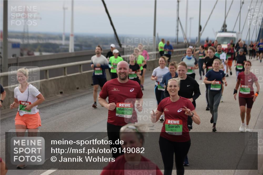 03.10.2025 - Köhlbrandbrückenlauf Jannik Wohlers http://msf.ph/oto/9149082 03.10.2025 15:53:27 Position 1 8214, 8215 meine-sportfotos.de