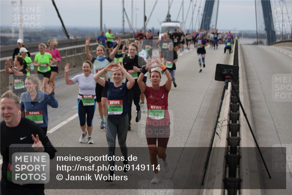 03.10.2025 - Köhlbrandbrückenlauf Jannik Wohlers http://msf.ph/oto/9149114 03.10.2025 15:53:29 Position 1 8457, 9741, 7652, 8504, 9069 meine-sportfotos.de
