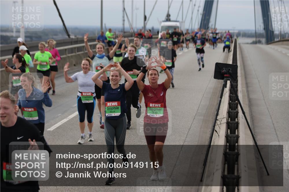 03.10.2025 - Köhlbrandbrückenlauf Jannik Wohlers http://msf.ph/oto/9149115 03.10.2025 15:53:29 Position 1 8457, 9741, 8504, 9069 meine-sportfotos.de