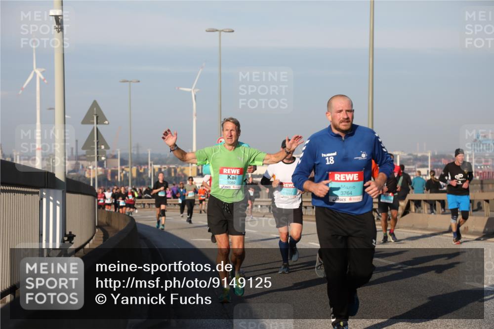 03.10.2025 - Köhlbrandbrückenlauf Yannick Fuchs http://msf.ph/oto/9149125 03.10.2025 08:40:44 Position 2 1080, 3791, 18, 3764 meine-sportfotos.de