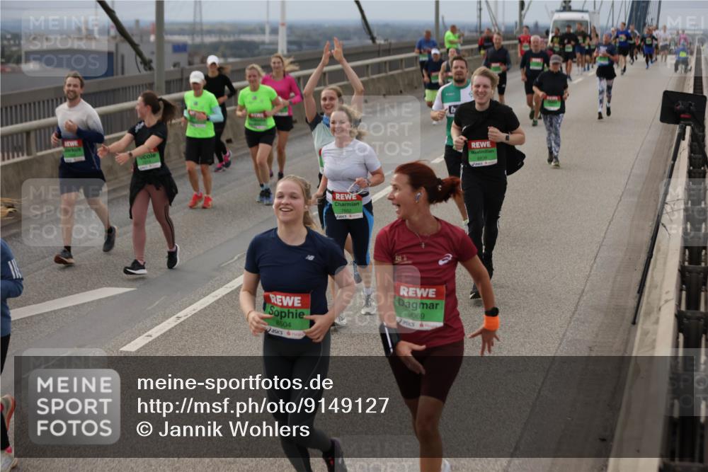 03.10.2025 - Köhlbrandbrückenlauf Jannik Wohlers http://msf.ph/oto/9149127 03.10.2025 15:53:31 Position 1 8504, 7652, 9069, 8838 meine-sportfotos.de