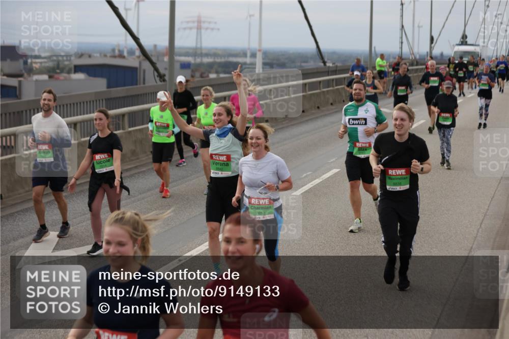 03.10.2025 - Köhlbrandbrückenlauf Jannik Wohlers http://msf.ph/oto/9149133 03.10.2025 15:53:31 Position 1 7214, 8842, 7652, 9163, 8838 meine-sportfotos.de