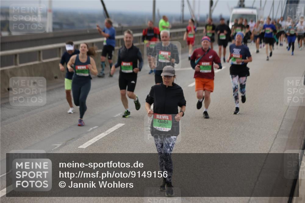 03.10.2025 - Köhlbrandbrückenlauf Jannik Wohlers http://msf.ph/oto/9149156 03.10.2025 15:53:34 Position 1 602, 8027 meine-sportfotos.de