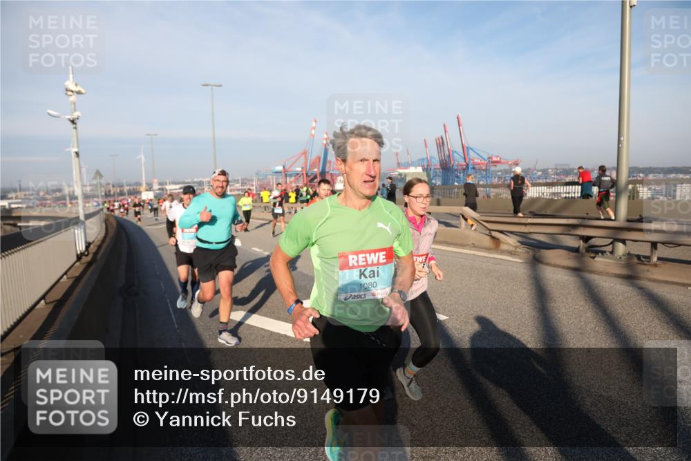 03.10.2025 - Köhlbrandbrückenlauf Yannick Fuchs http://msf.ph/oto/9149179 03.10.2025 08:40:47 Position 2 1080 meine-sportfotos.de