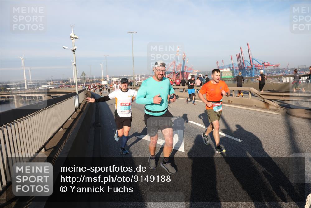 03.10.2025 - Köhlbrandbrückenlauf Yannick Fuchs http://msf.ph/oto/9149188 03.10.2025 08:40:48 Position 2  meine-sportfotos.de