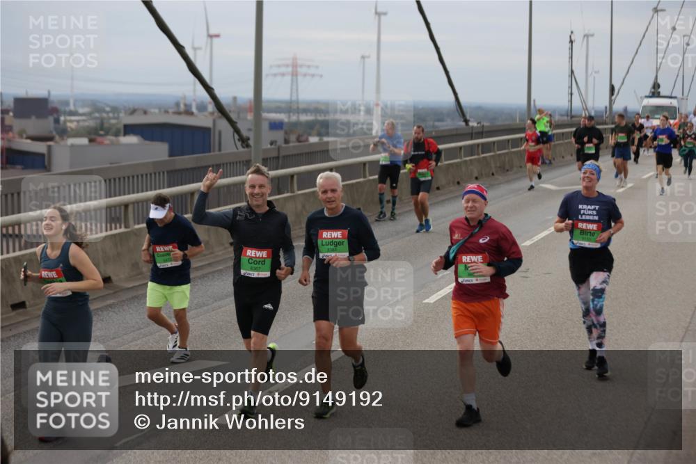 03.10.2025 - Köhlbrandbrückenlauf Jannik Wohlers http://msf.ph/oto/9149192 03.10.2025 15:53:37 Position 1 8367, 8381 meine-sportfotos.de