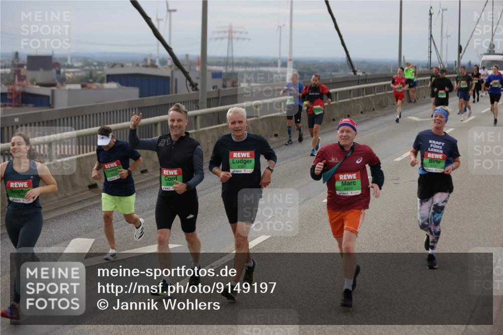 03.10.2025 - Köhlbrandbrückenlauf Jannik Wohlers http://msf.ph/oto/9149197 03.10.2025 15:53:37 Position 1 8367, 8381, 9472, 8654, 9155 meine-sportfotos.de
