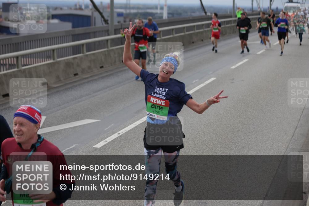 03.10.2025 - Köhlbrandbrückenlauf Jannik Wohlers http://msf.ph/oto/9149214 03.10.2025 15:53:39 Position 1 8654, 9155 meine-sportfotos.de