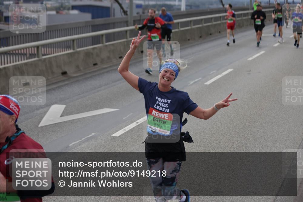 03.10.2025 - Köhlbrandbrückenlauf Jannik Wohlers http://msf.ph/oto/9149218 03.10.2025 15:53:39 Position 1 32, 54, 9155 meine-sportfotos.de