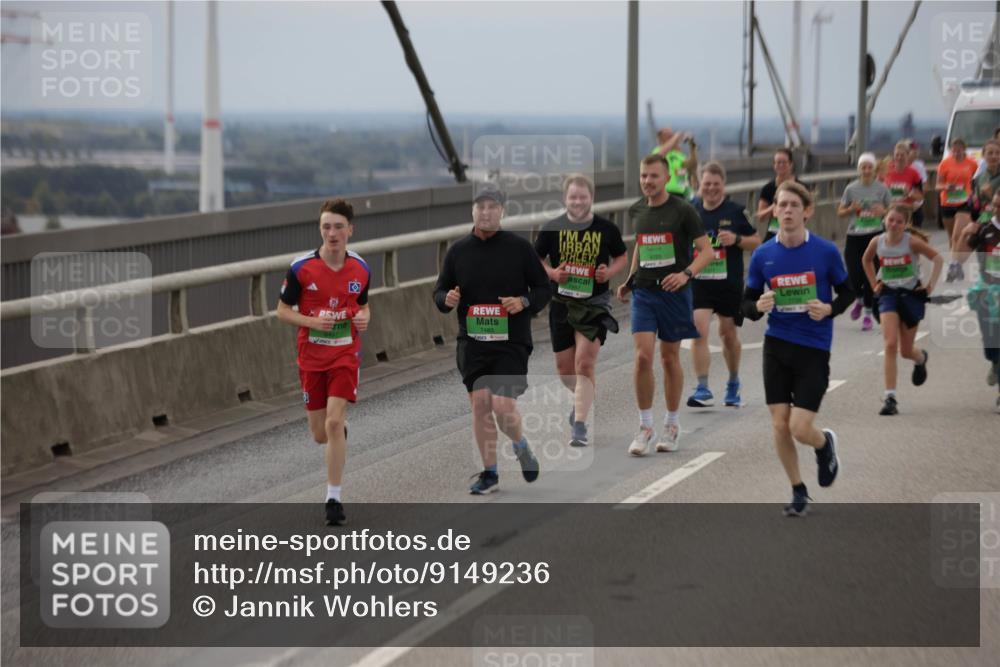03.10.2025 - Köhlbrandbrückenlauf Jannik Wohlers http://msf.ph/oto/9149236 03.10.2025 15:53:41 Position 1 7483, 9722 meine-sportfotos.de