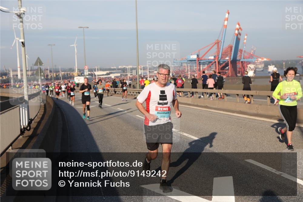 03.10.2025 - Köhlbrandbrückenlauf Yannick Fuchs http://msf.ph/oto/9149242 03.10.2025 08:40:51 Position 2 3236 meine-sportfotos.de