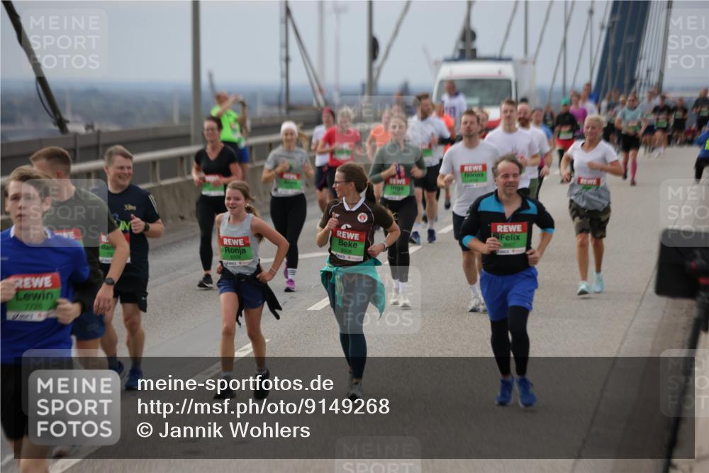 03.10.2025 - Köhlbrandbrückenlauf Jannik Wohlers http://msf.ph/oto/9149268 03.10.2025 15:53:44 Position 1 7126, 8008, 8006, 8007 meine-sportfotos.de