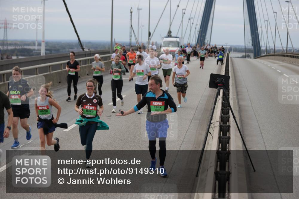 03.10.2025 - Köhlbrandbrückenlauf Jannik Wohlers http://msf.ph/oto/9149310 03.10.2025 15:53:47 Position 1 8006, 8007 meine-sportfotos.de