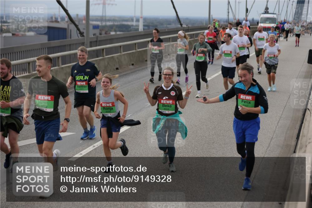 03.10.2025 - Köhlbrandbrückenlauf Jannik Wohlers http://msf.ph/oto/9149328 03.10.2025 15:53:48 Position 1 9722, 7377, 8008, 8006, 8007 meine-sportfotos.de