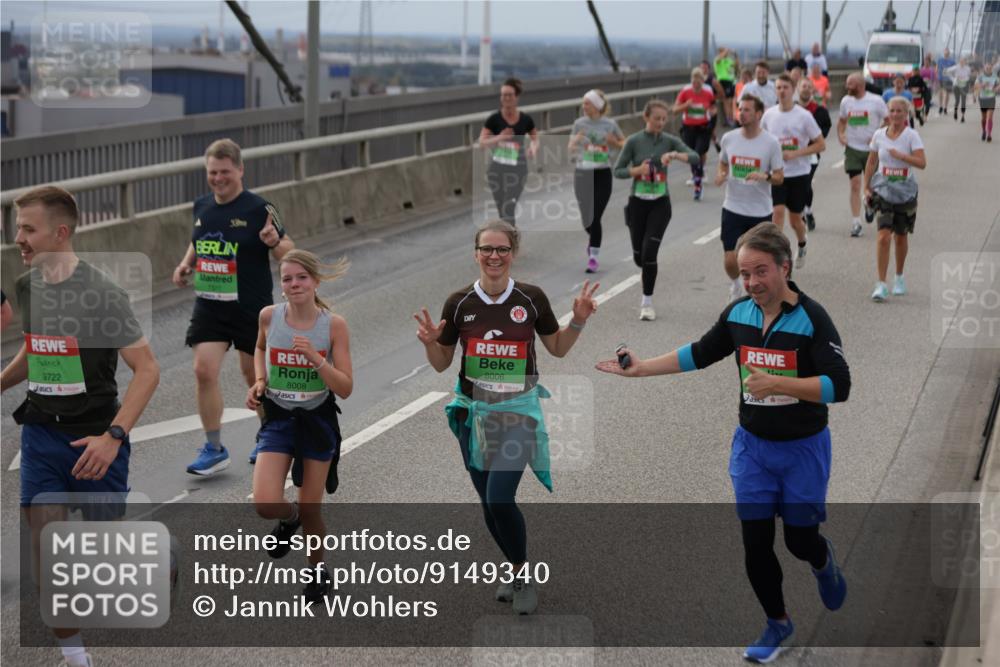 03.10.2025 - Köhlbrandbrückenlauf Jannik Wohlers http://msf.ph/oto/9149340 03.10.2025 15:53:48 Position 1 9722, 8008, 8006 meine-sportfotos.de