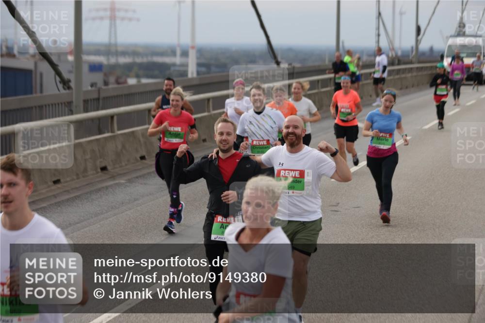 03.10.2025 - Köhlbrandbrückenlauf Jannik Wohlers http://msf.ph/oto/9149380 03.10.2025 15:53:52 Position 1 6952, 9133, 23, 549 meine-sportfotos.de