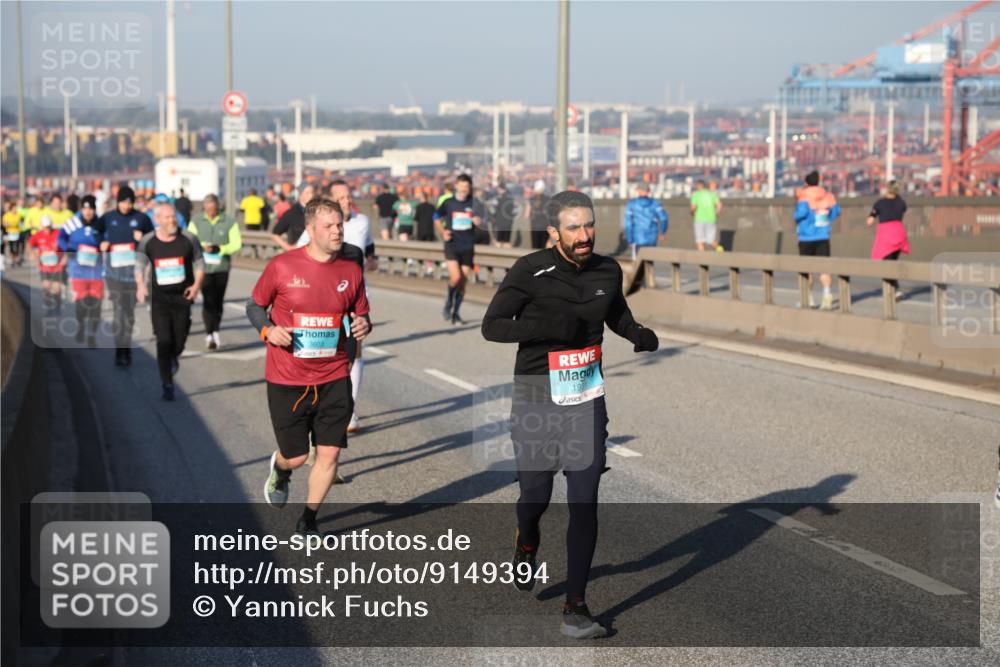 03.10.2025 - Köhlbrandbrückenlauf Yannick Fuchs http://msf.ph/oto/9149394 03.10.2025 08:41:03 Position 2 3603, 193 meine-sportfotos.de